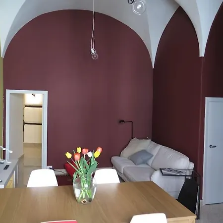 Stesicoro-duomo Elegante In Centro 公寓 *